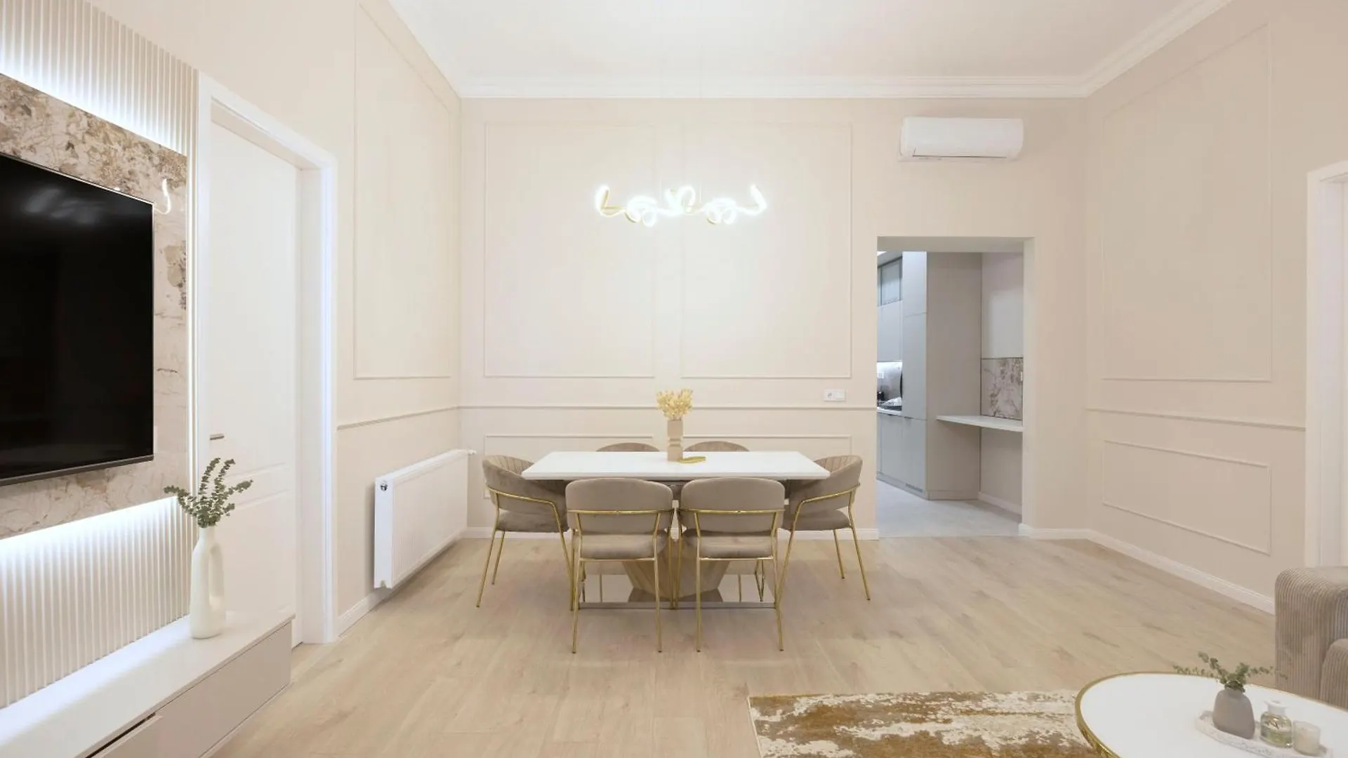公寓 Luxurious & Elegance W18 Grand Suite W' Balcony By Prestige Homes 布达佩斯